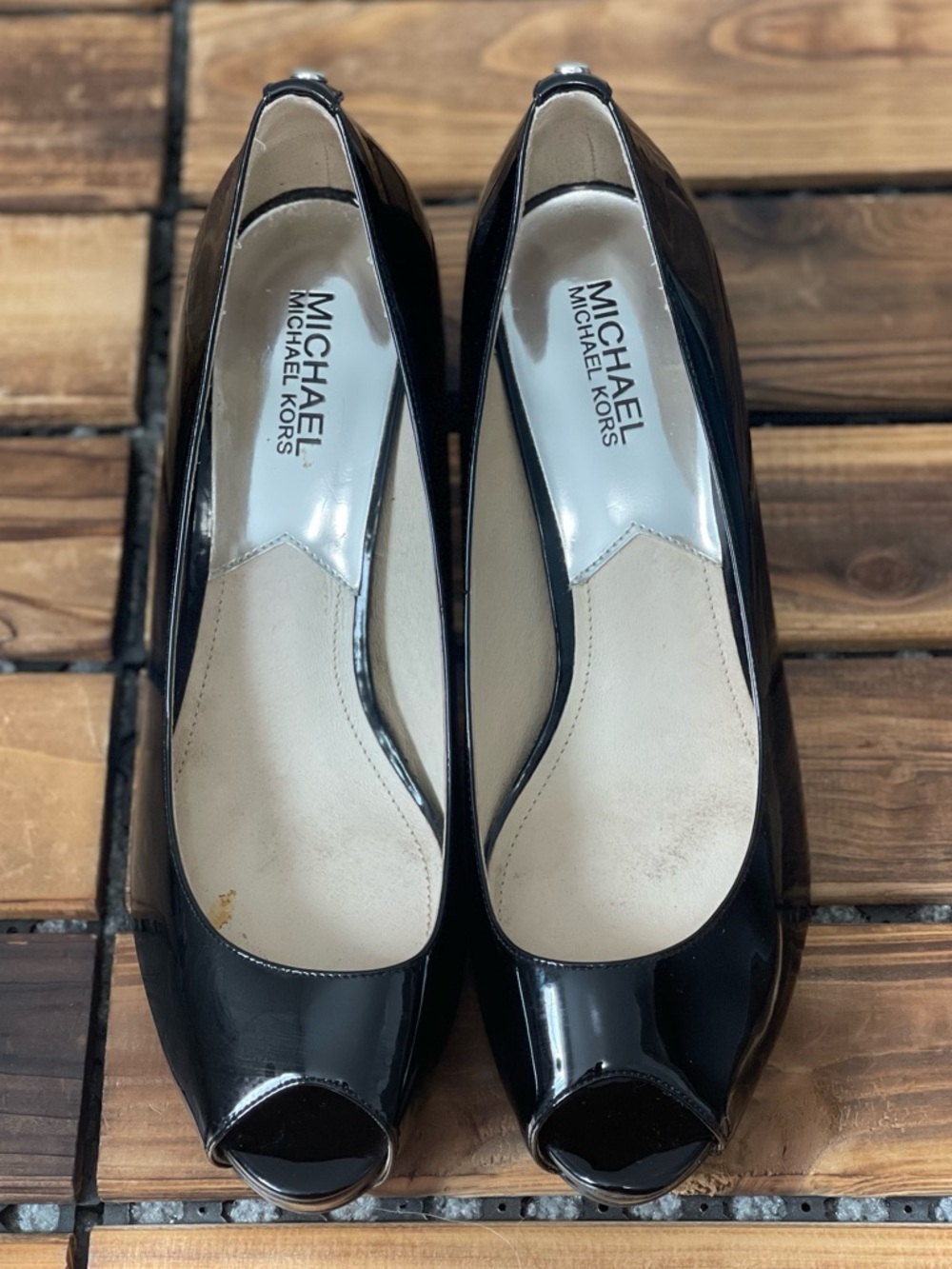 MICHAEL Michael Kors Black Patent Peep Toe Pumps Size 9M